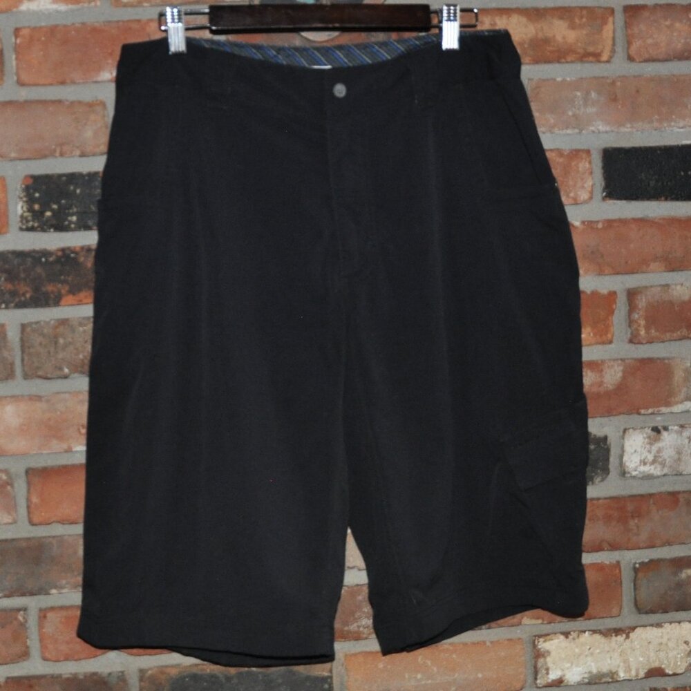 Lululemon wet dry warm Black Cargo Shorts W36" XL